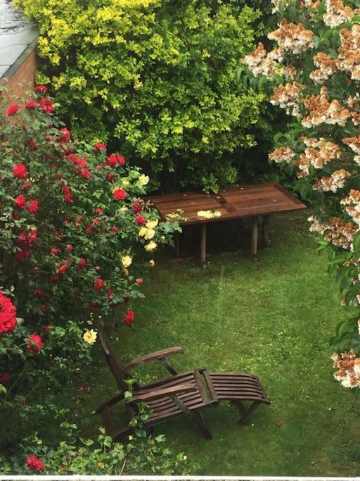 Wohnliches , Behagliches Zimmer Mit Balkon Und Wifi بوروسيا مونشنغلادباخ المظهر الخارجي الصورة
